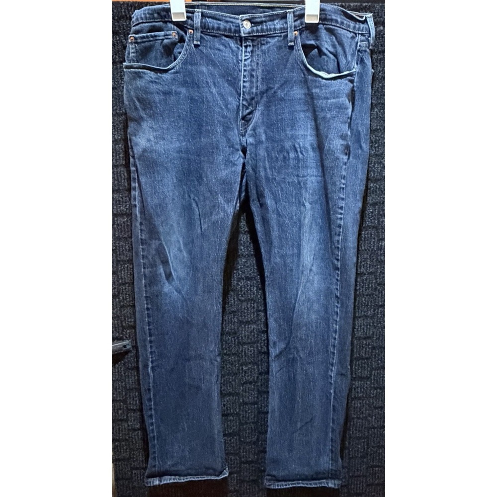 Levi's 559 Relaxed Straight Jeans Mens Size 38x34 100% cotton blue medium wash